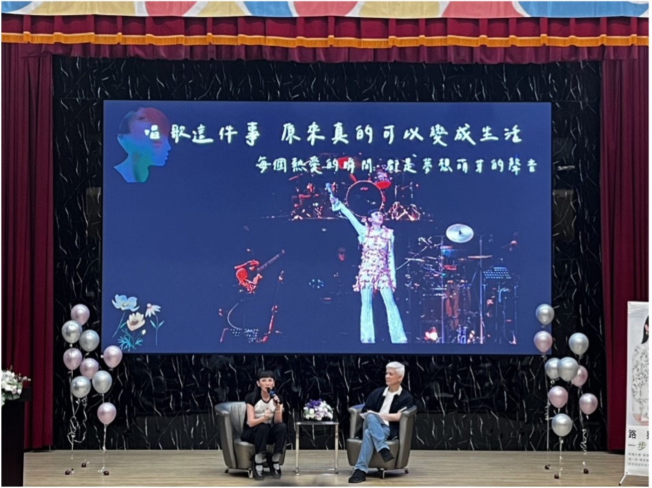魏如萱走進元智 為青春學子引路