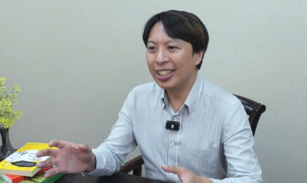 A Beautiful Life for the “Golden Generation”: Move Your Body and Mind, Stay Happy Every Day