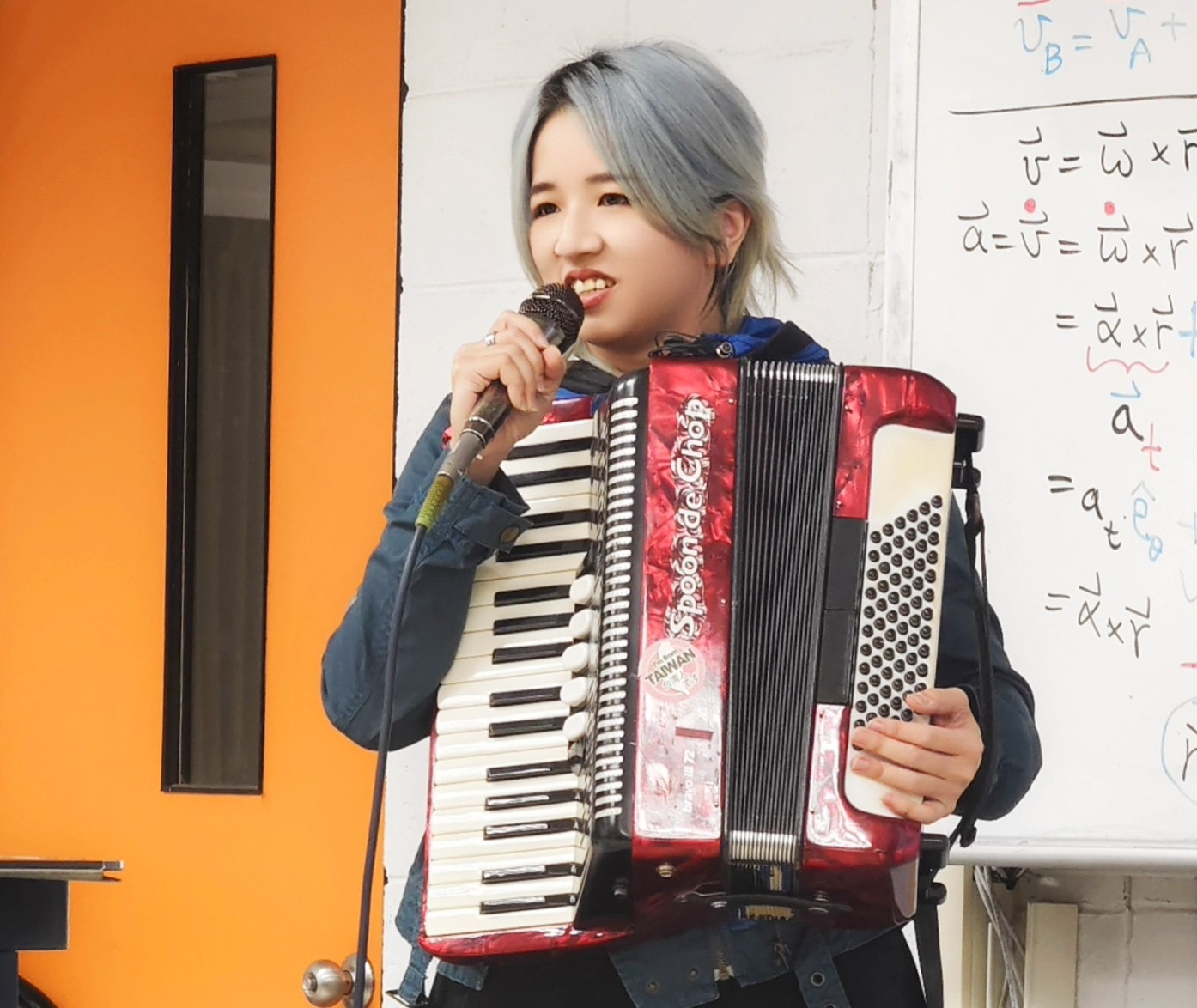 [YZU Alumni Story] Mechanical Engineering Alumna Ya-Hsuan Wu Returned to Campus to Share Her Musical Journey from Engineer to Golden Melody Red Carpet