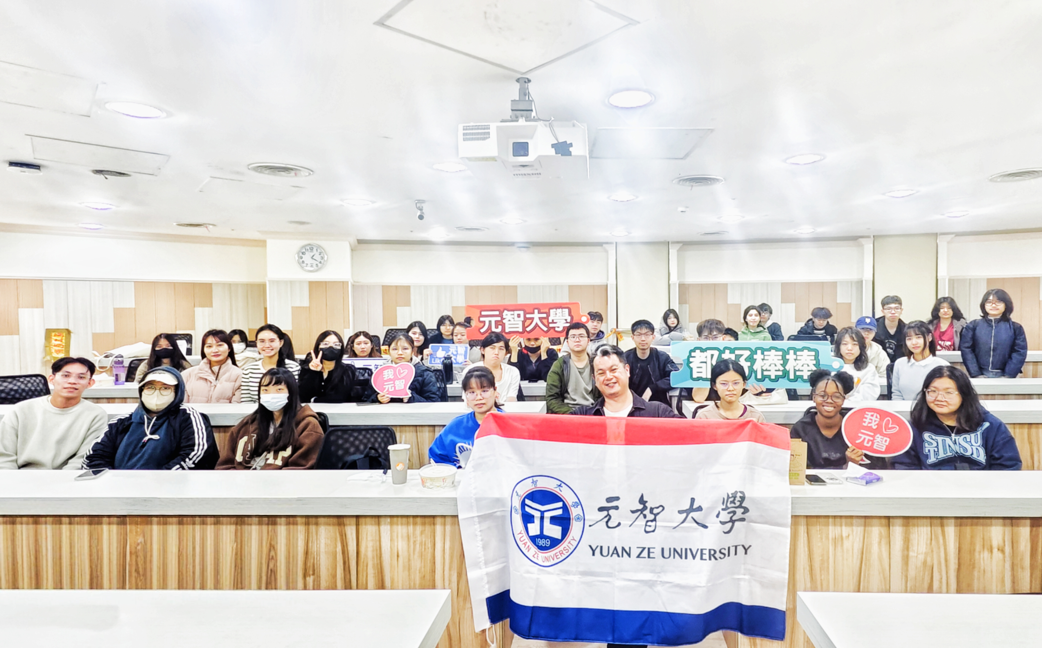 【Yuan Ze University Alumni Sharing】 Malaysian Alumnus Ming-Yue Tang Returned to Campus to Share His Ten-Year Journey Rooted in Taiwan
