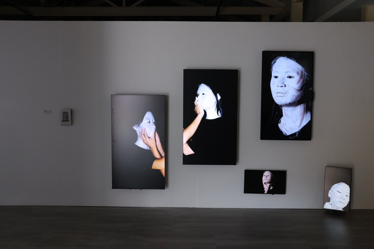 從地方創生到AI創作 元智藝設系畢業展展現跨域創新能量